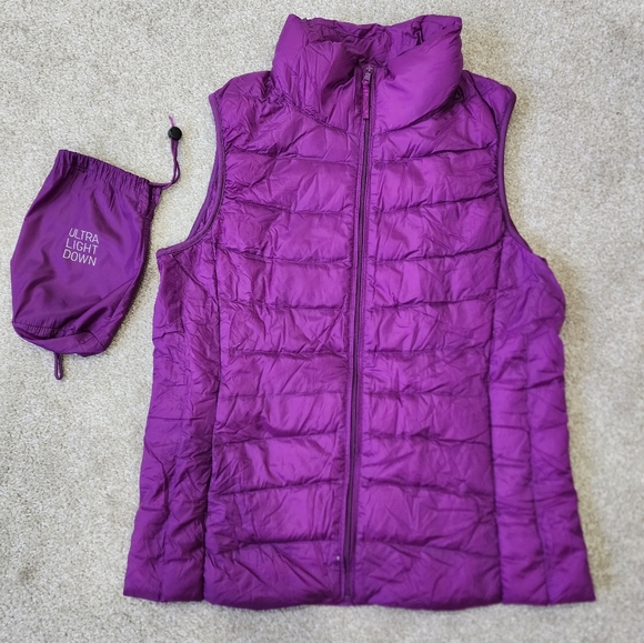 Uniqlo Jackets & Coats Uniqlo Women Packable Puffer Vest Size Small